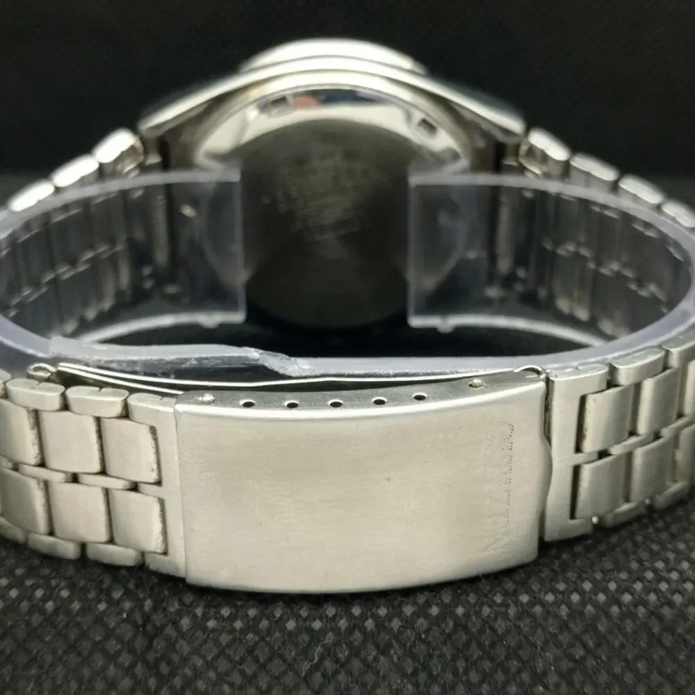 Vintage 1984 Citizen Automatic Mens Silver Watch W/daydate & Gold accents